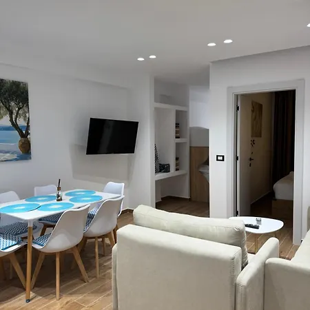 Seaview Downtown Apartman *
