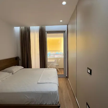 Apartment Seaview Downtown